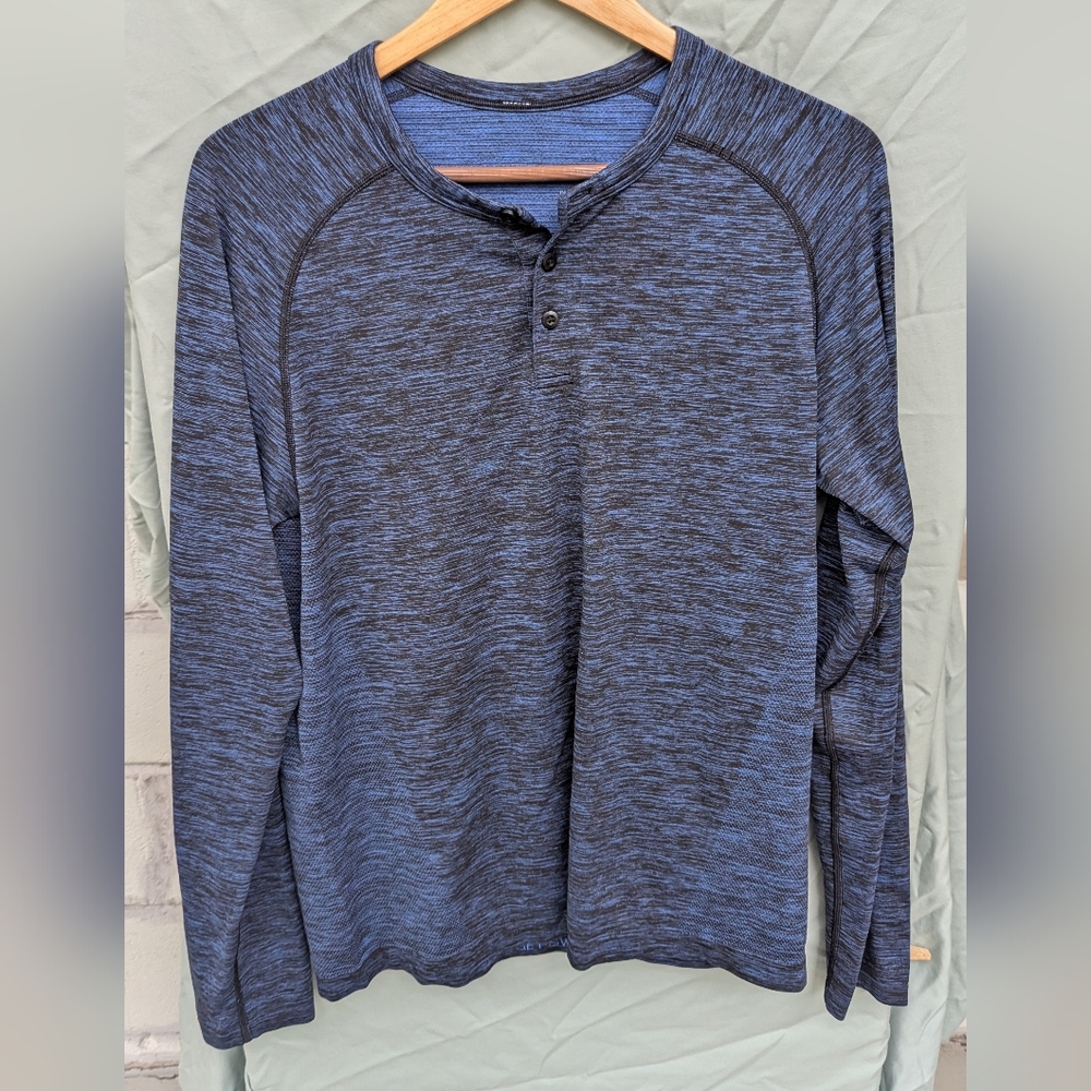 Lululemon Mens Metal Vent Tech Henley Size Med Heathered Dark Blue Longsleeve